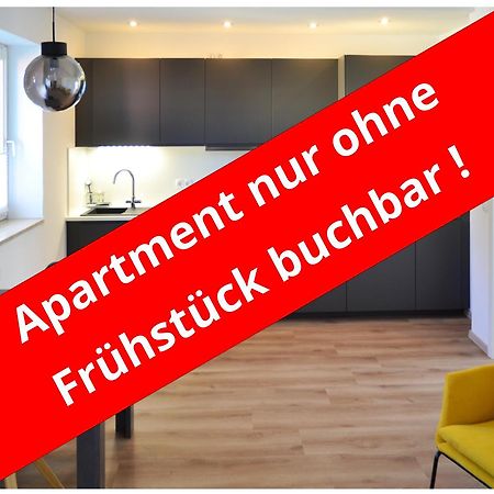 Hotel-Garni 'Zum Weinkrug' Sommerhausen Buitenkant foto